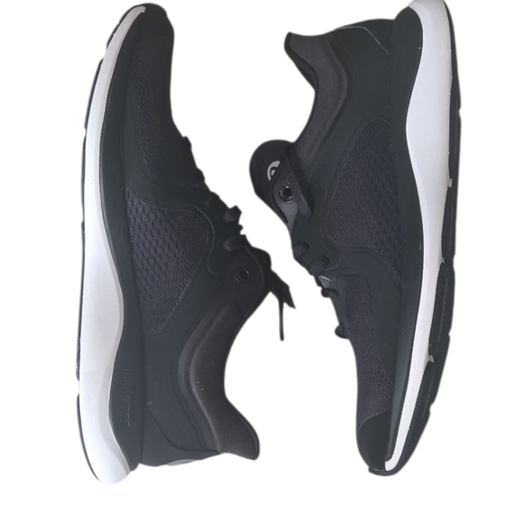 Lululemon Chargefeel Workout Low Sneakers Women’s 9 Black White - Picture 4 of 7